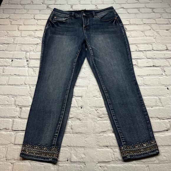 Royalty For Me Mid-Rise Distressed Cropped Ankle Jeans Embellished Sz 12 J3200 - Picture 1 of 4